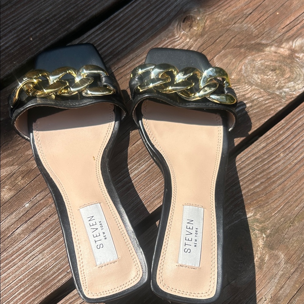 Steven by Steve Madden Black Sandals with Gold Chain